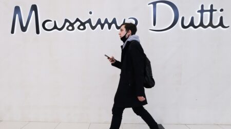 Доставка товаров из Massimo Dutti в Украину через Meest.shopping